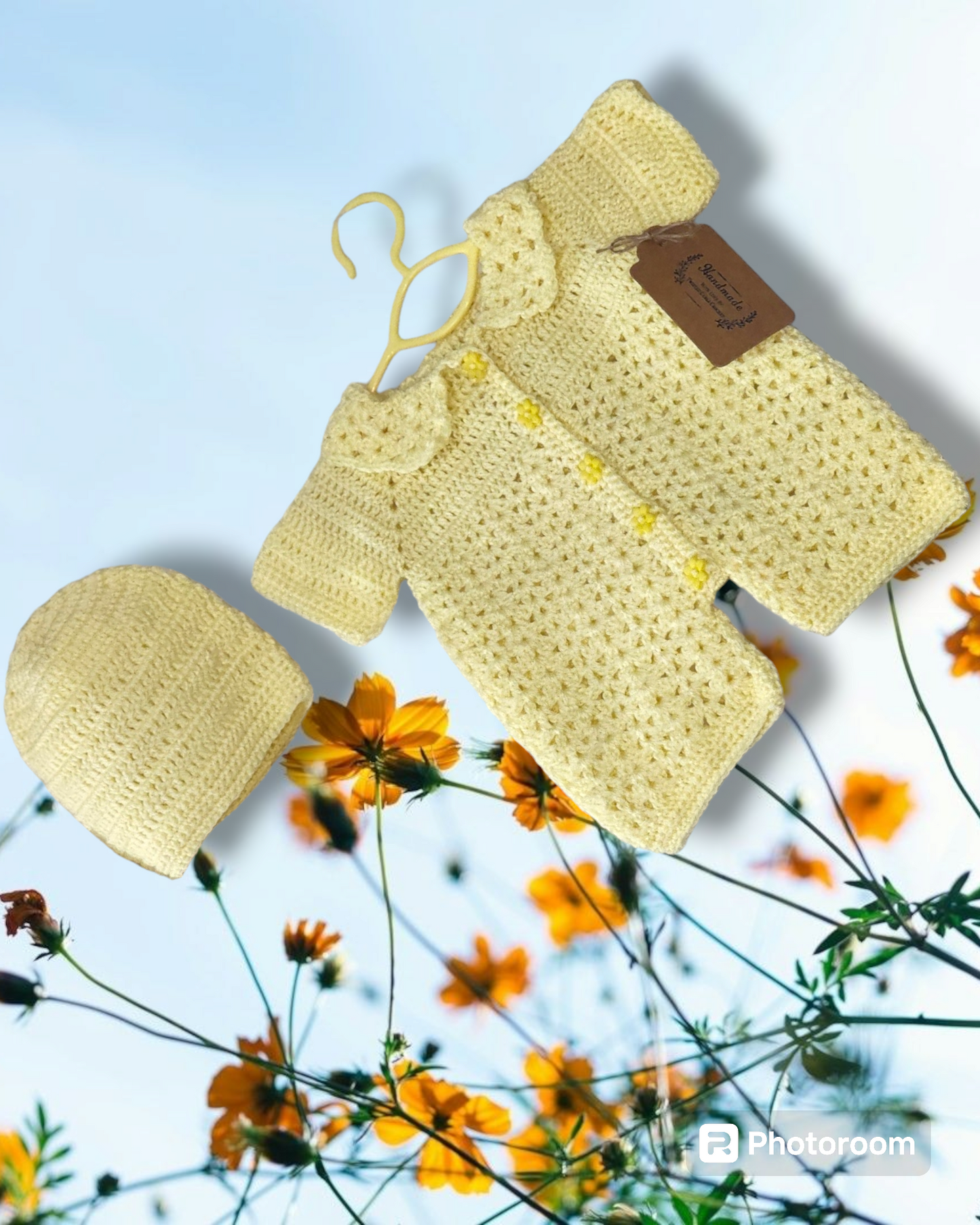 0 to 3 month Romper and Hat