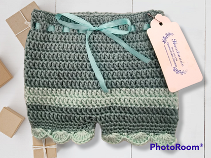 Handmade crocheted 3 to 6 months baby girl set