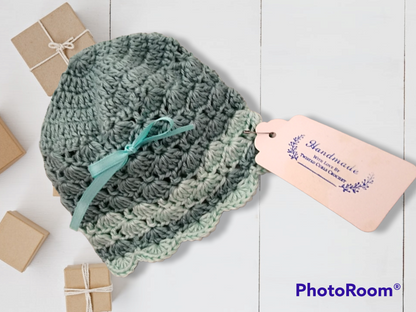 Handmade crocheted 3 to 6 months baby girl set