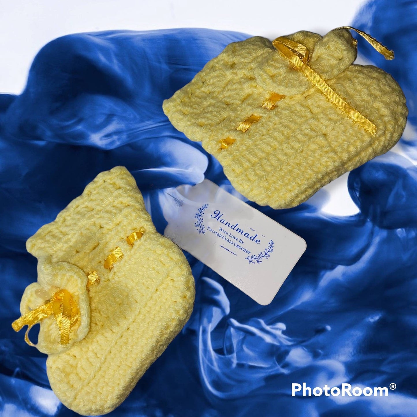 Handmade Crocheted 0 to 3 months baby butterfly set